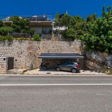 Pool Deck Comfort Appartement