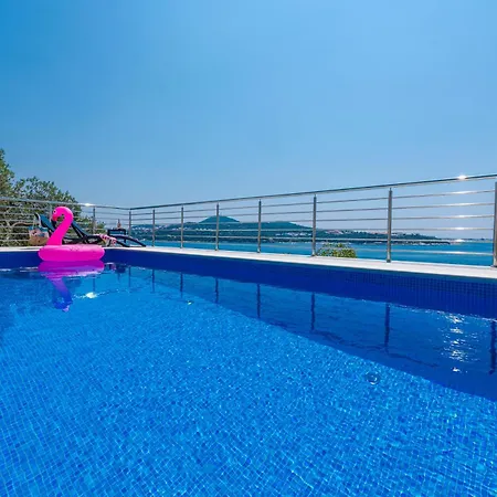 Pool Deck Comfort Apartamento