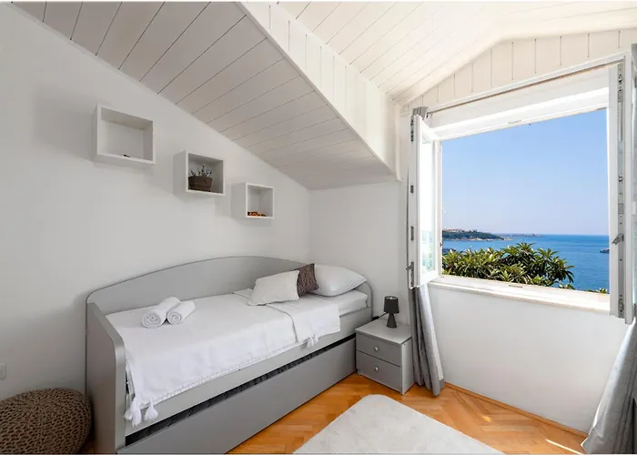 Pool Deck Comfort * Dubrovnik