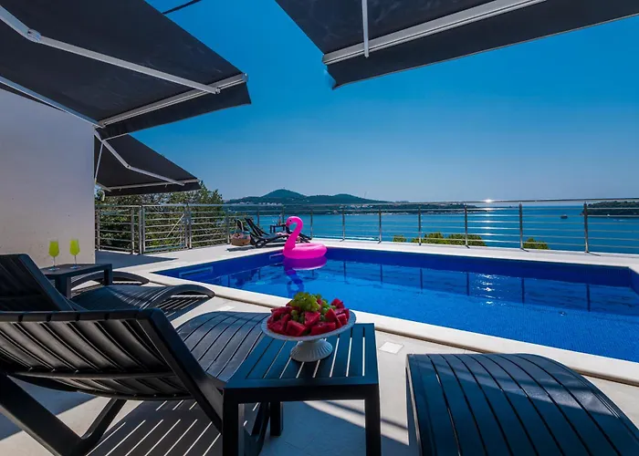 Pool Deck Comfort Dubrovnik