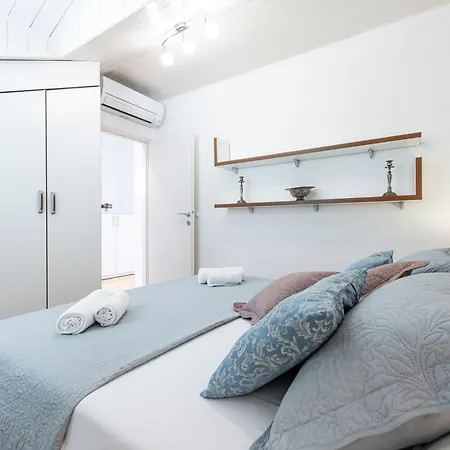 Διαμέρισμα Pool Deck Comfort *