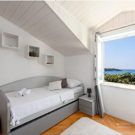 Pool Deck Comfort * Ντουμπρόβνικ